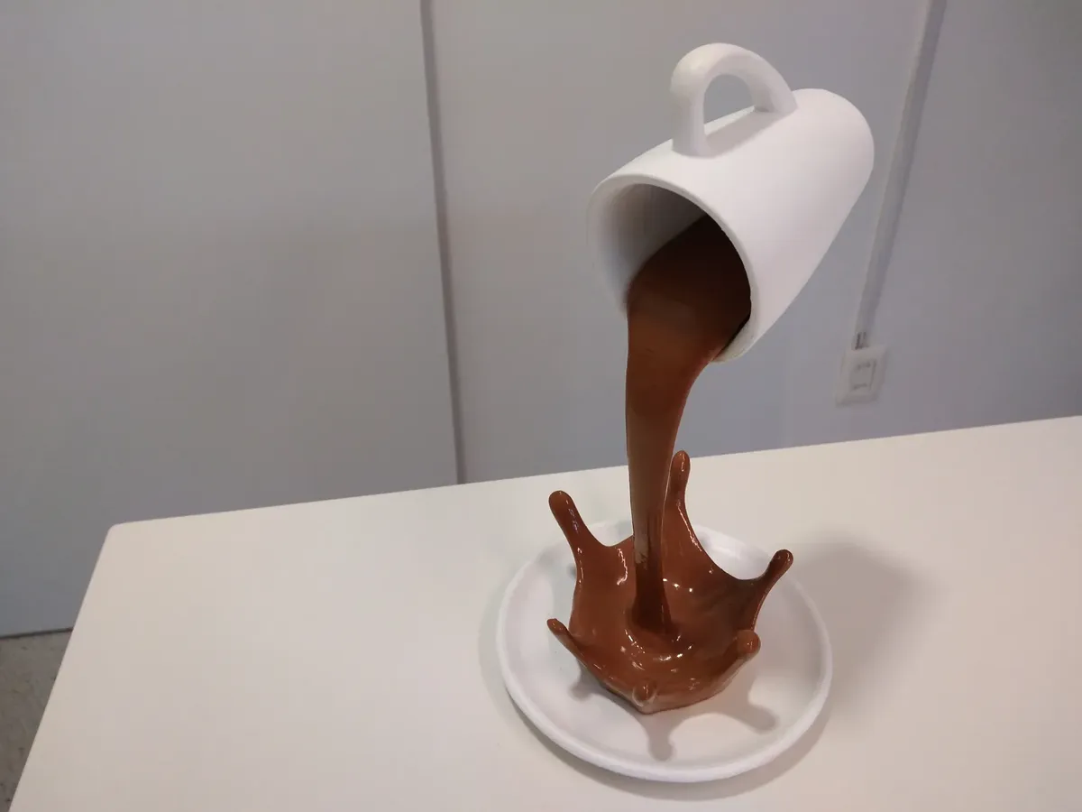 Adorno decorativo con efecto de líquido suspendido - Imagen 4